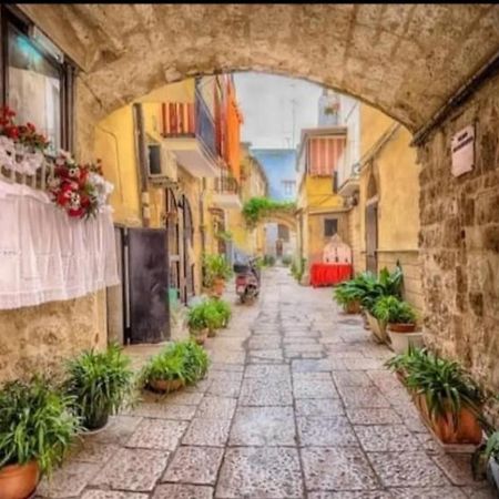 L'Incanto Del Borgo Antico- Locazione Turistica Bari Esterno foto