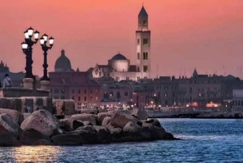 L'Incanto Del Borgo Antico- Locazione Turistica Bari Esterno foto