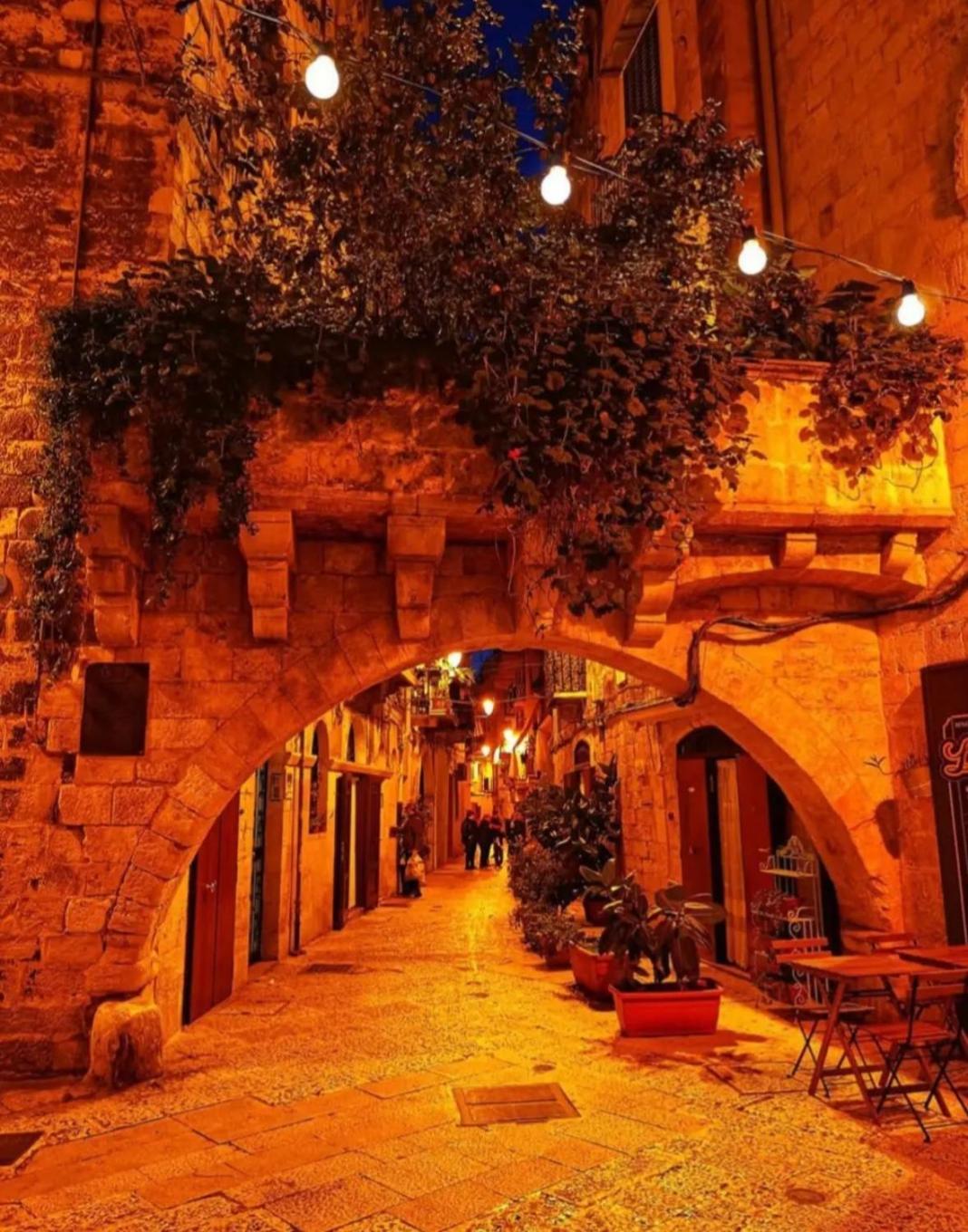 L'Incanto Del Borgo Antico- Locazione Turistica Bari Esterno foto